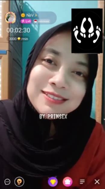 VCS Sama Hijaber Tocil di Aplikasi Chamet .